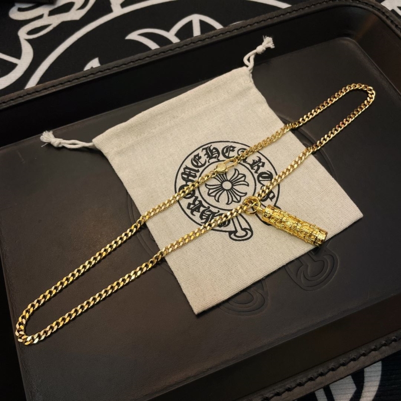Ch*0me He**ts necklaces